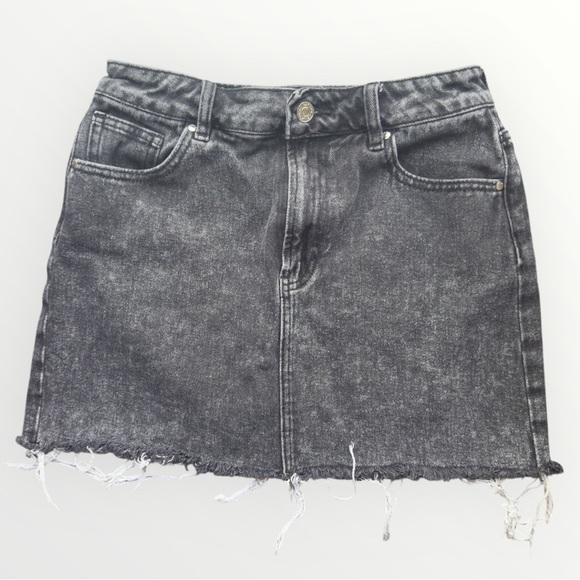 PacSun Dresses & Skirts - PacSun Acid Wash Distressed Mini Skirt Size 27 100% Cotton